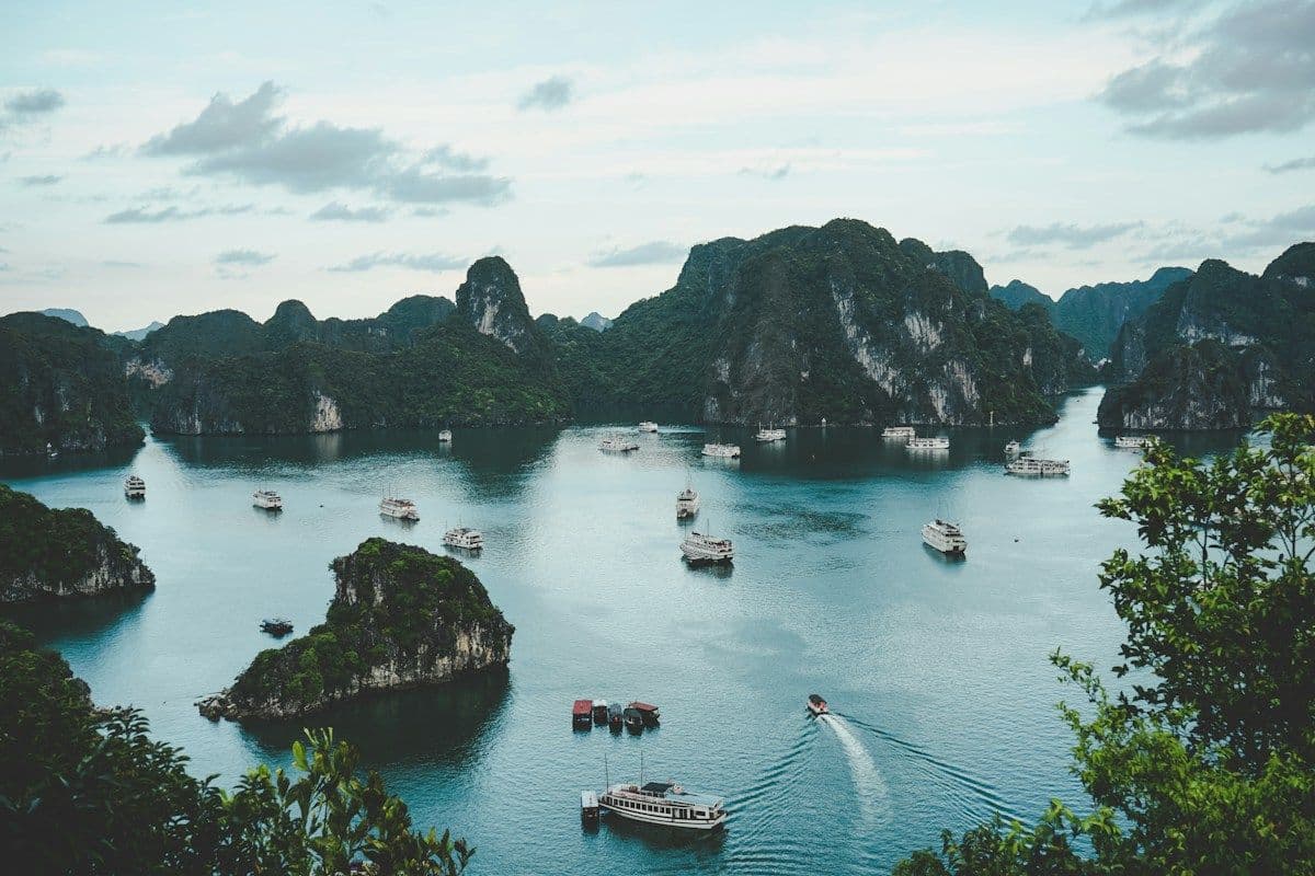 Halong Bay Emerald Waters & Limestone Karsts Cruise - 5 Day Northern Vietnam Tour